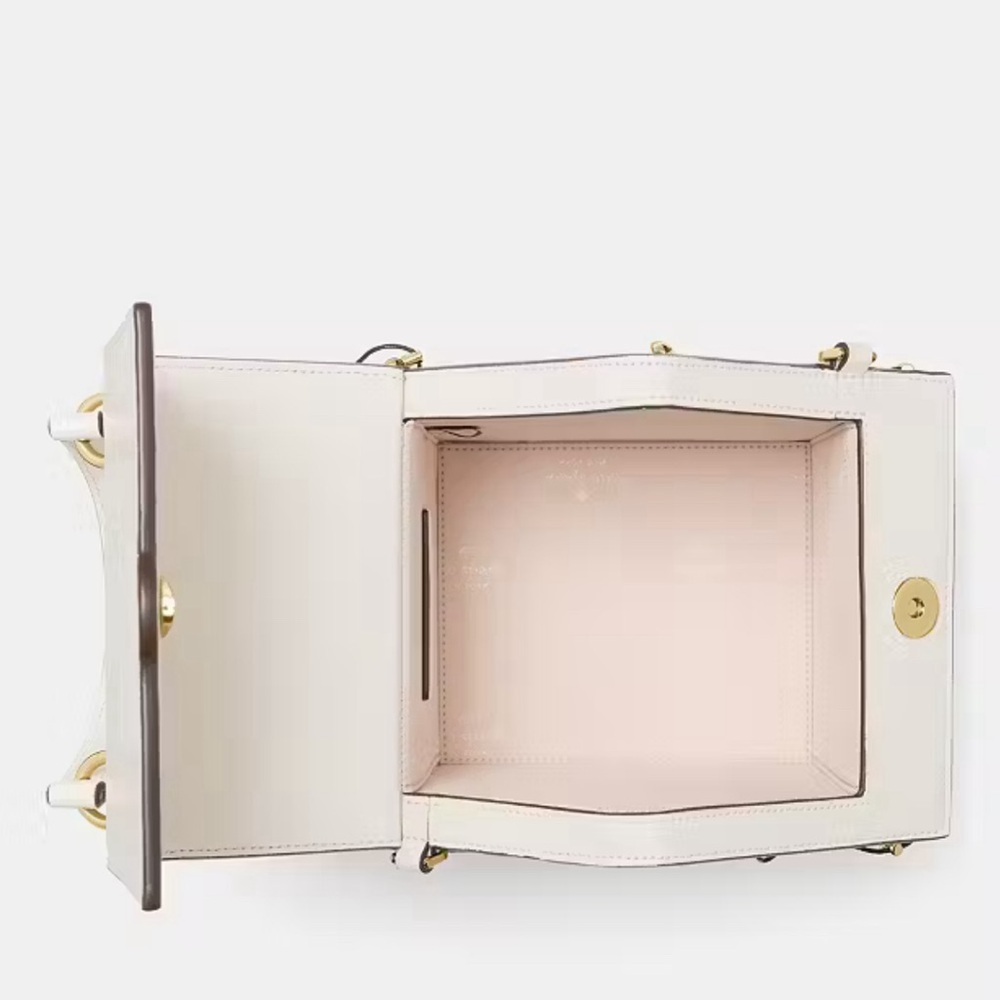 Kate Spade X Peanuts 3D dog house crossbody - Picture 5 of 10